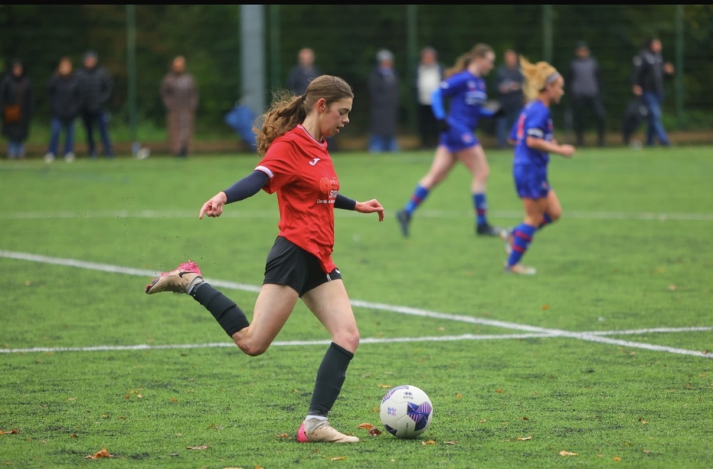 20260830 POM Zoe Bloss
